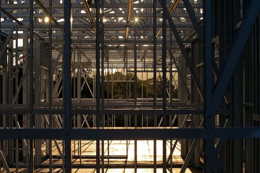 service-1 steel frame 420723 1280 2 2 2